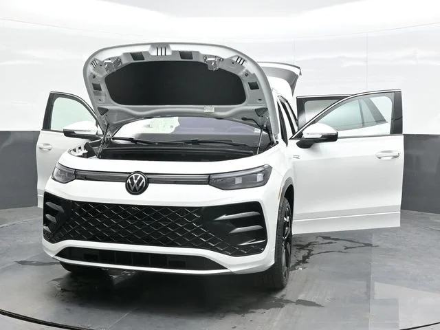 New 2026 White Volkswagen 2.0T SEL R-Line Turbo image 30