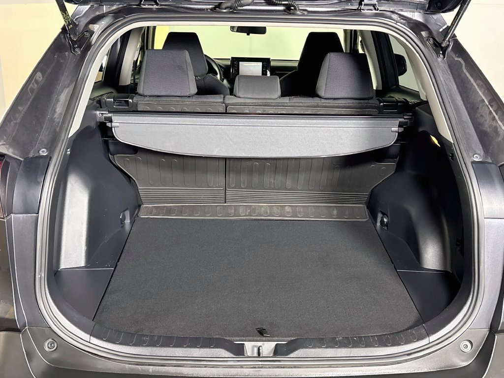 Used 2020 Gray Toyota LE image 20