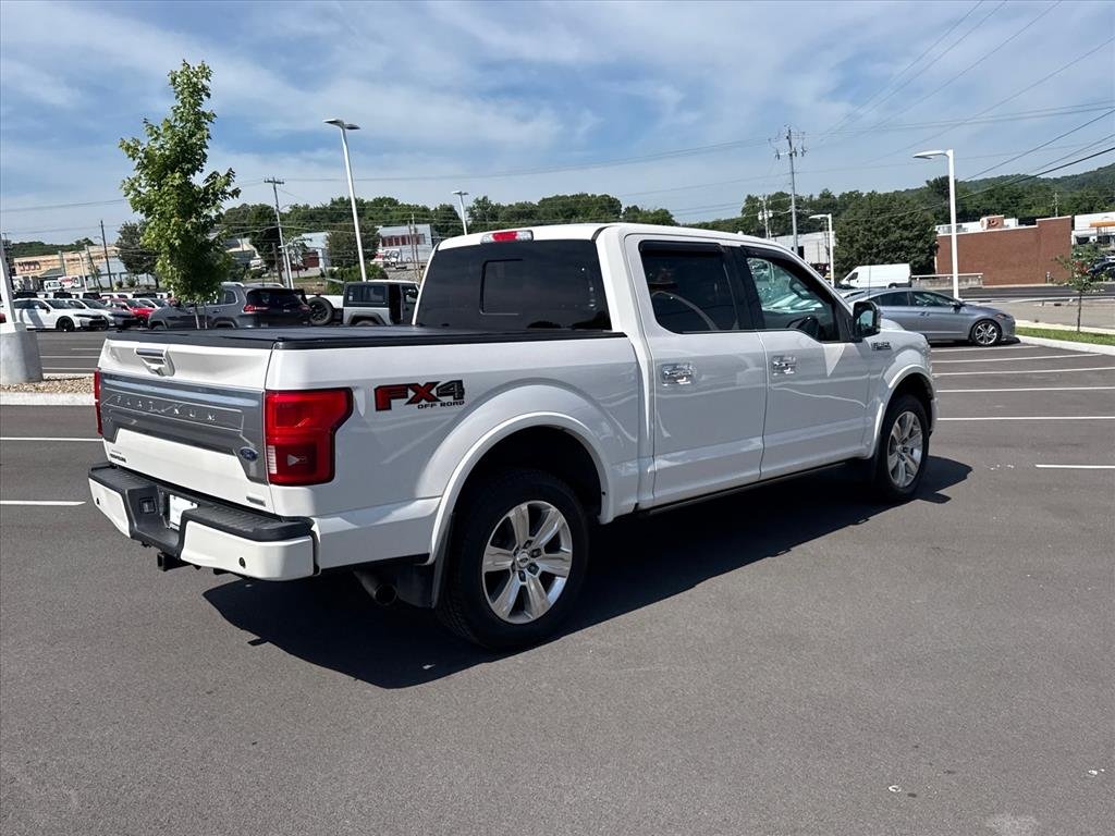 Used 2018 White Platinum Metallic Tri-Coat Ford Platinum image 7