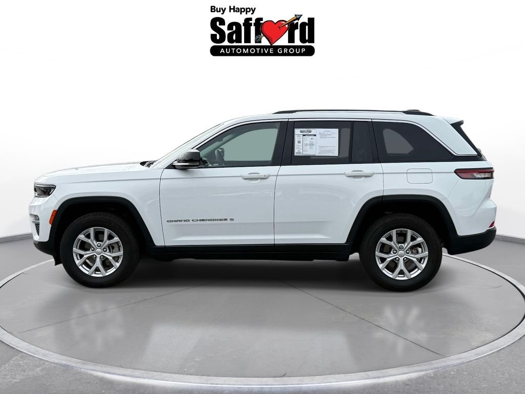 Used 2023 Bright White Clearcoat Jeep Limited image 5