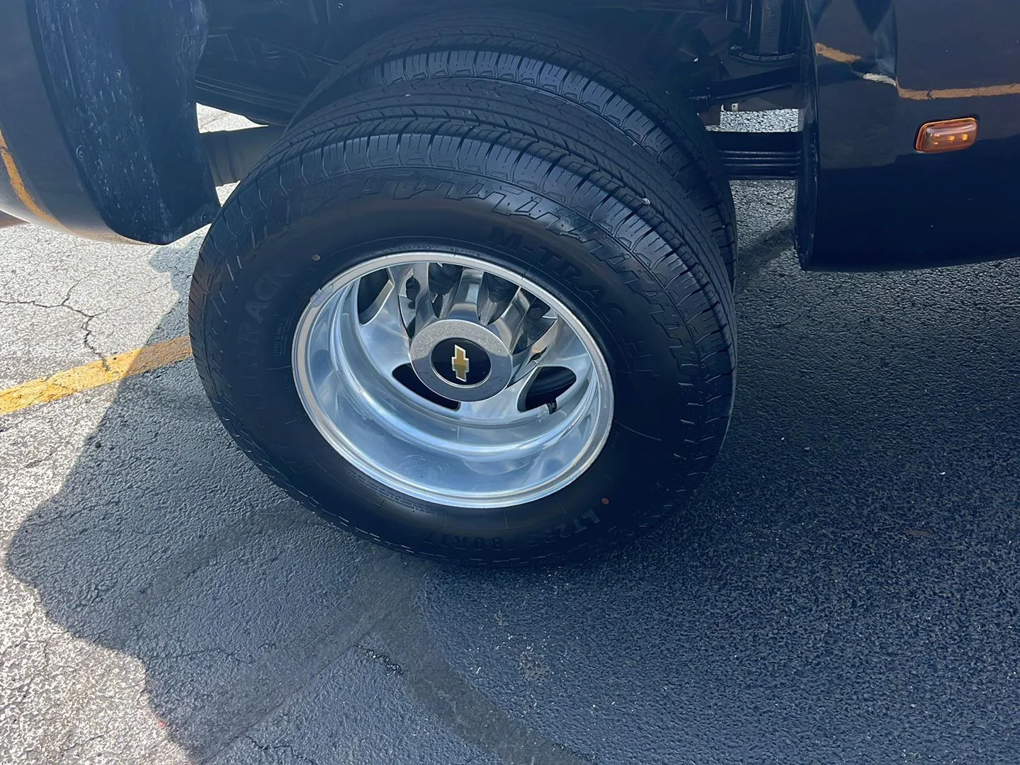 Used 2019 BLACK Chevrolet High Country image 34