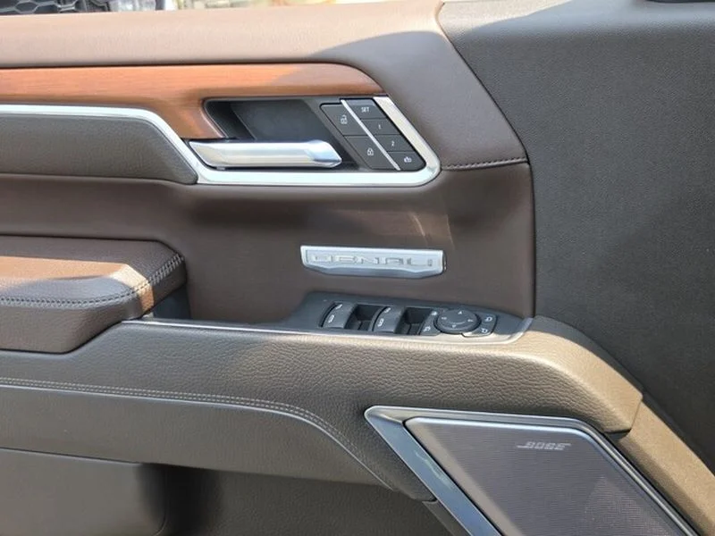 Used 2023 Pacific Blue Metallic GMC Denali image 30