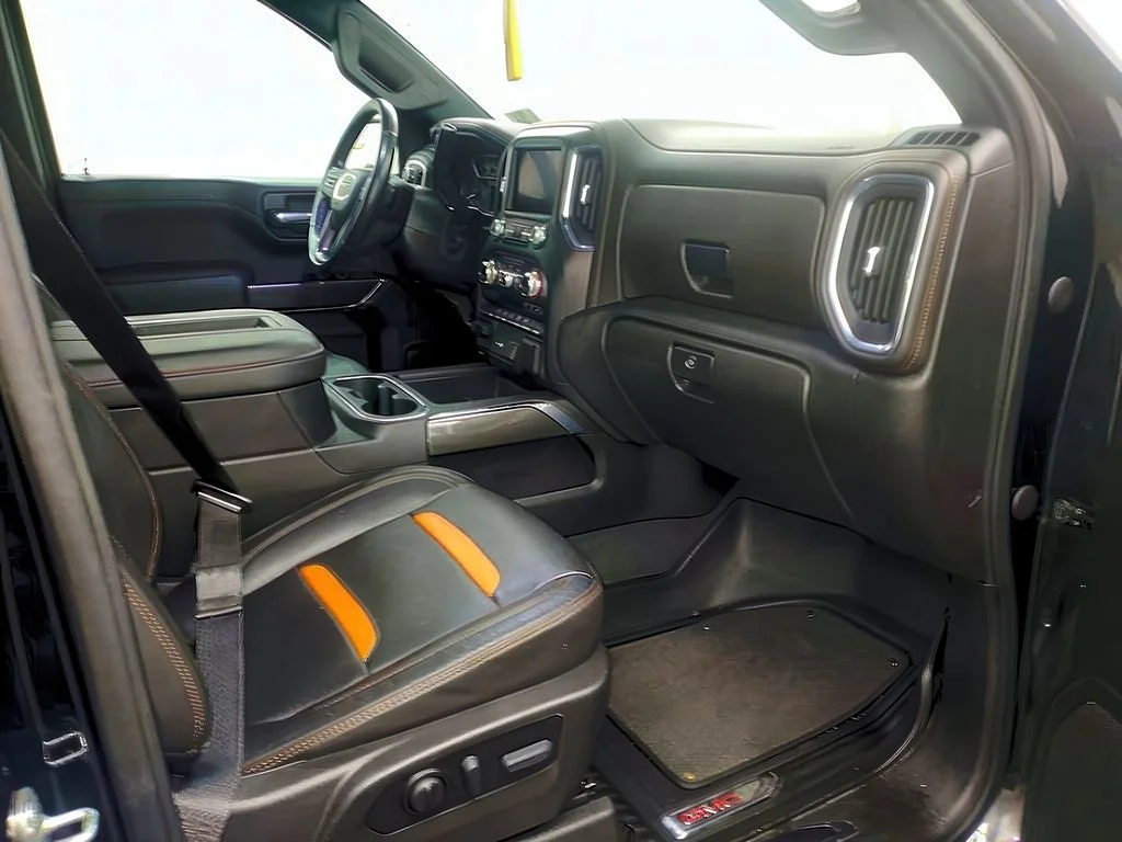 Used 2021 Ebony Twilight Metallic GMC AT4 image 11