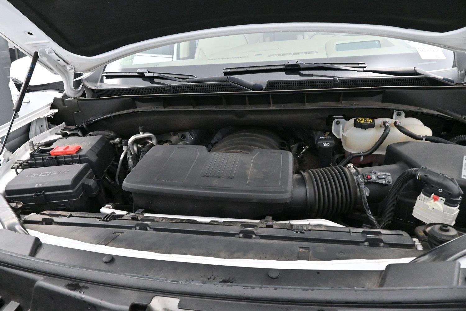 Used 2021 Summit White GMC Denali image 39