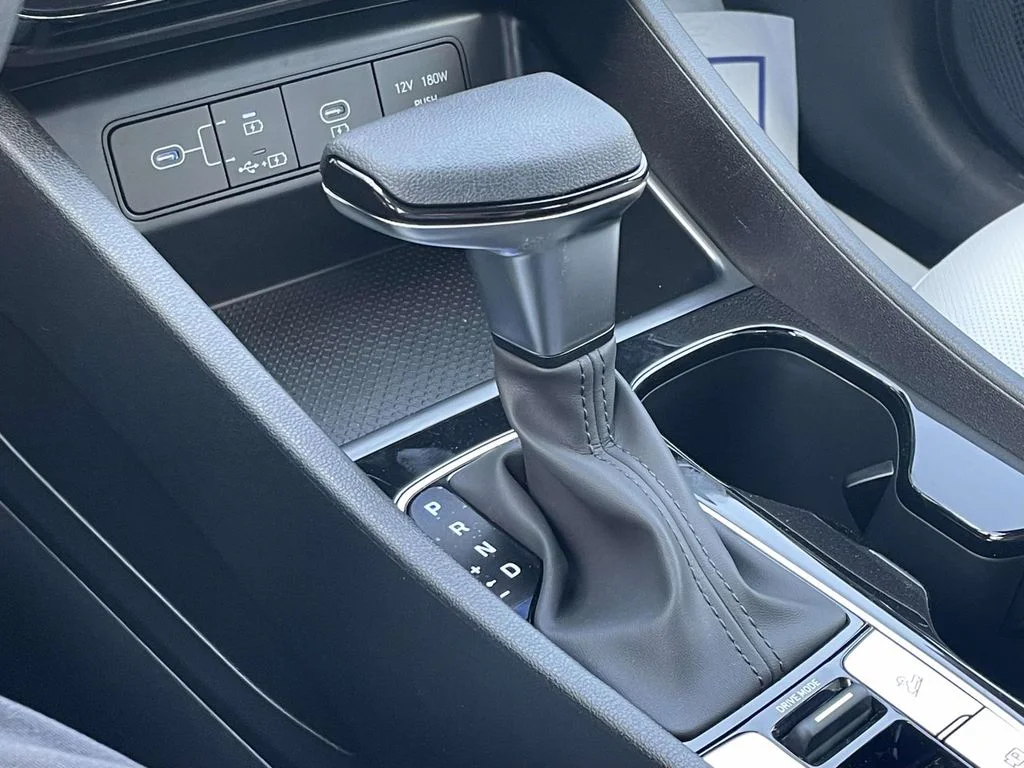 New 2026 White Hyundai SEL image 28