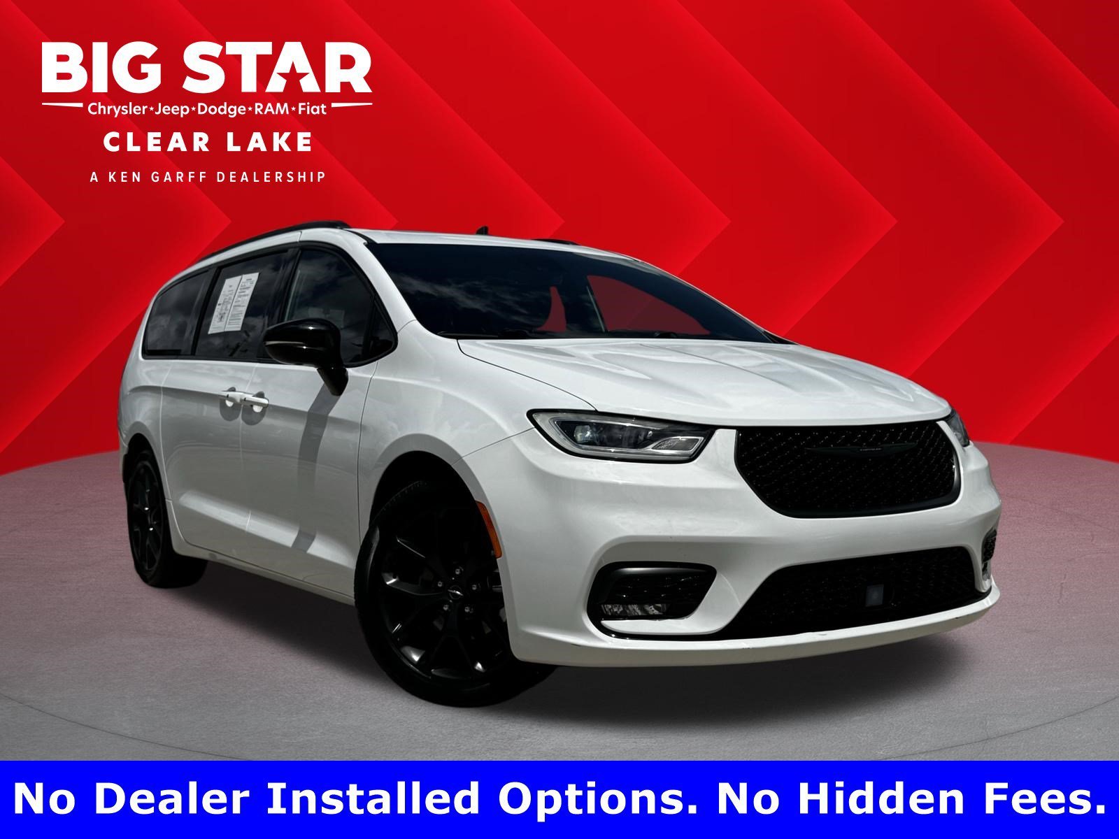 2025 Chrysler Pacifica Limited's photo