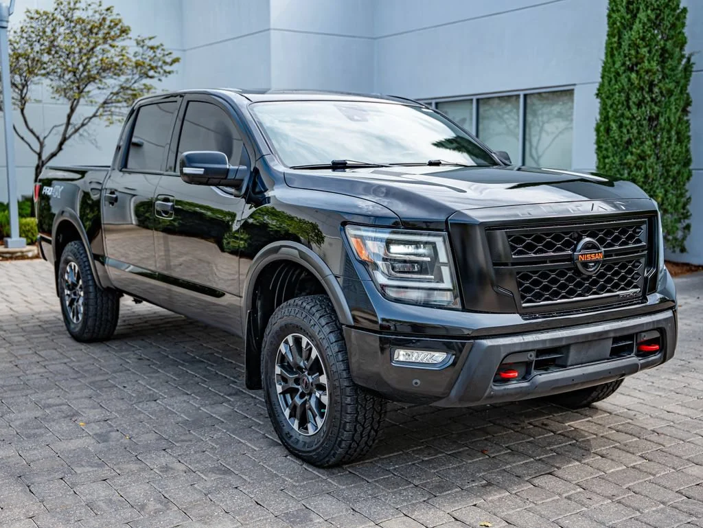 Used 2022 Super Black Nissan PRO-4X image 3