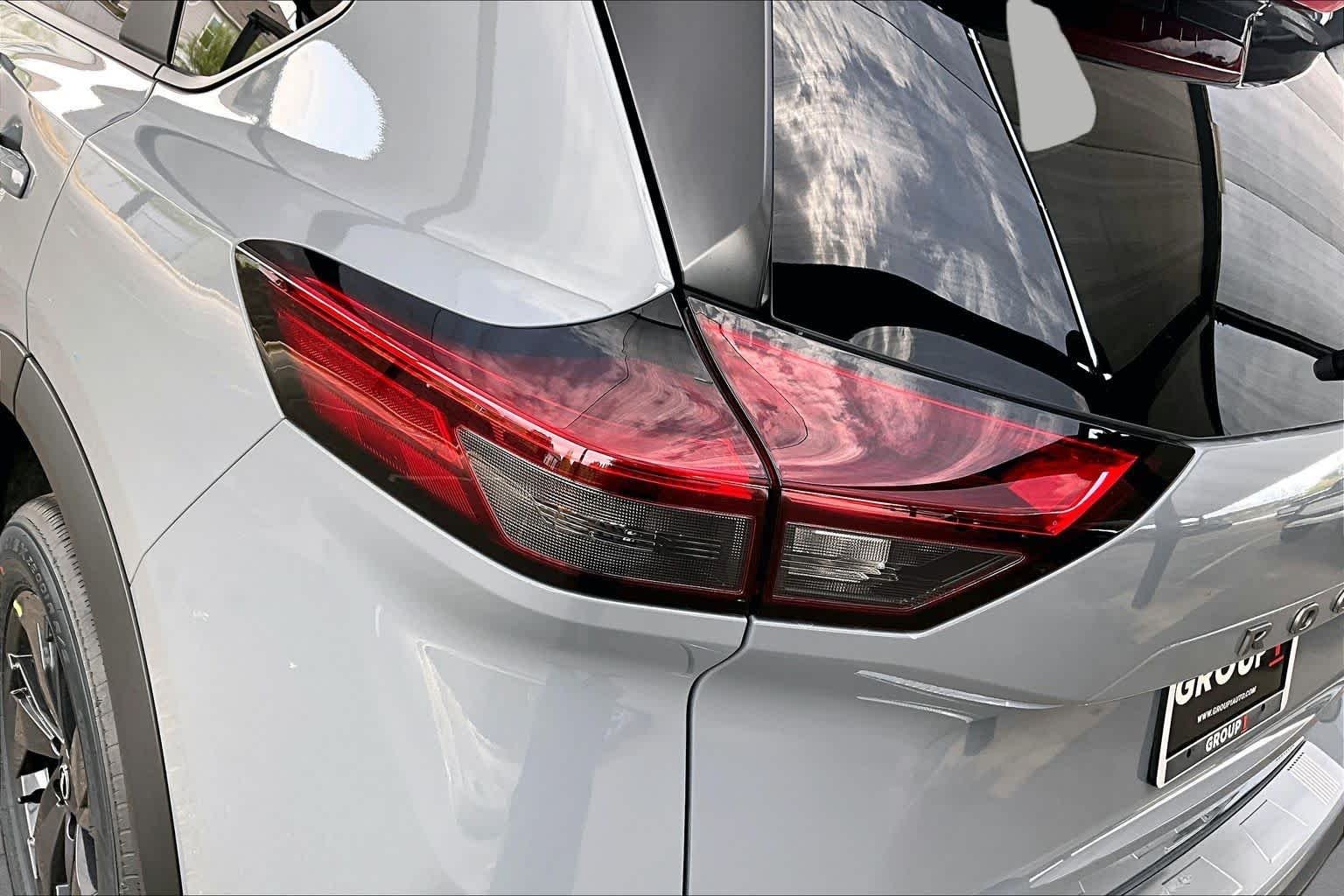 New 2027 Boulder Gray Pearl Nissan SV image 12