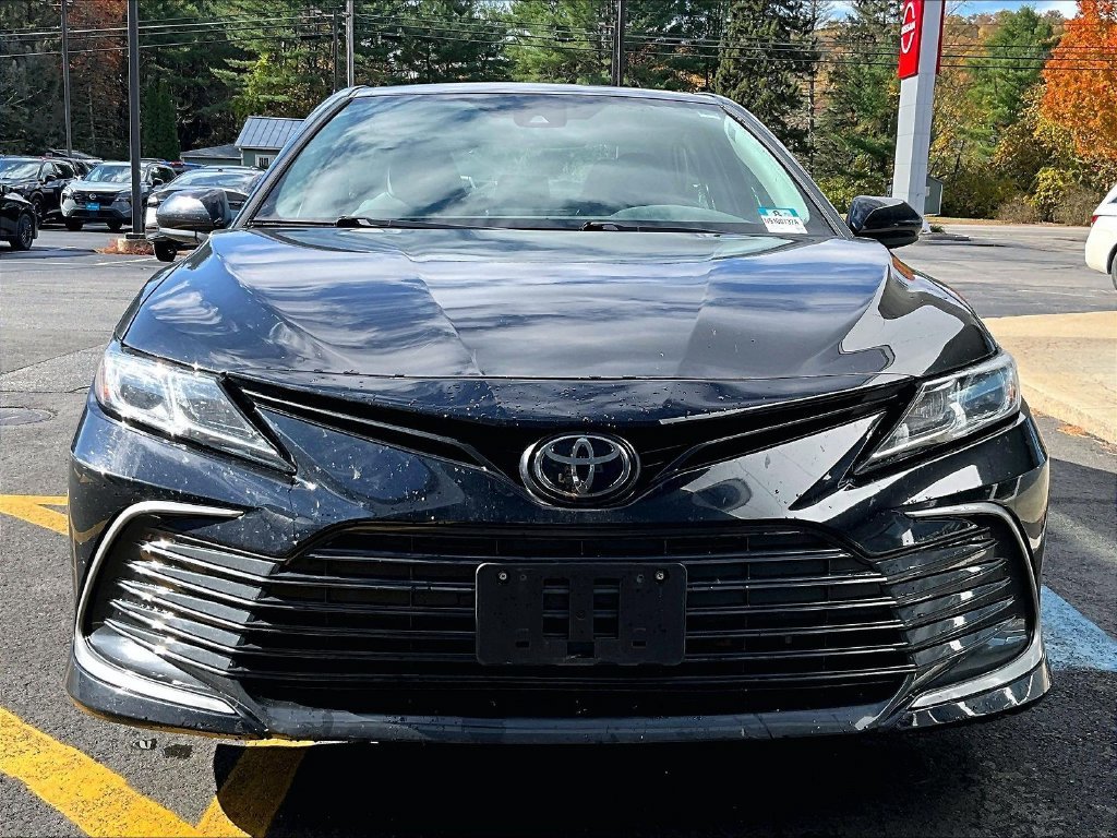 Used 2022 Black Toyota LE image 2