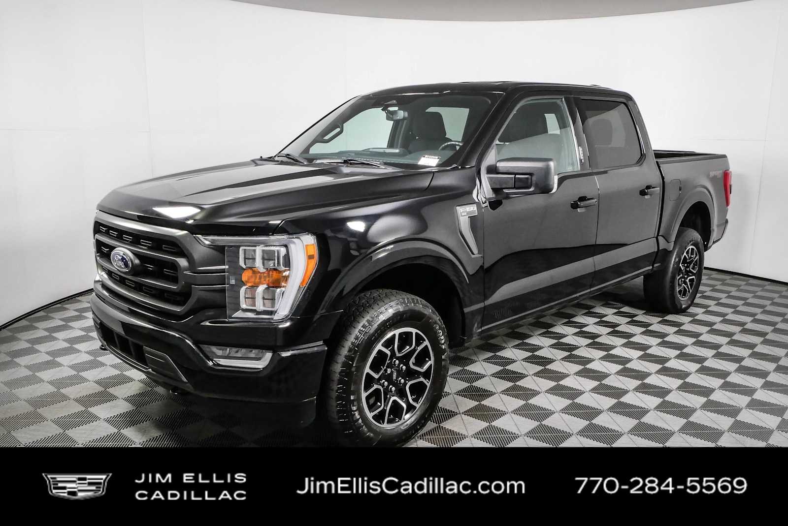 Used 2023 Agate Black Ford XLT image 25