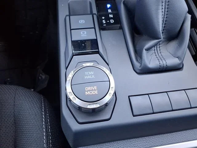Certified Used 2025 CUTTING EDGE Toyota  image 43
