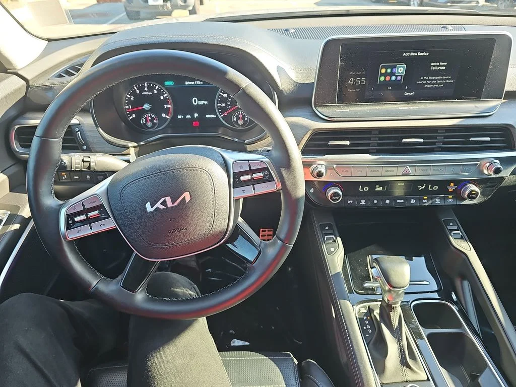 Used 2022 Gray Kia SX image 17