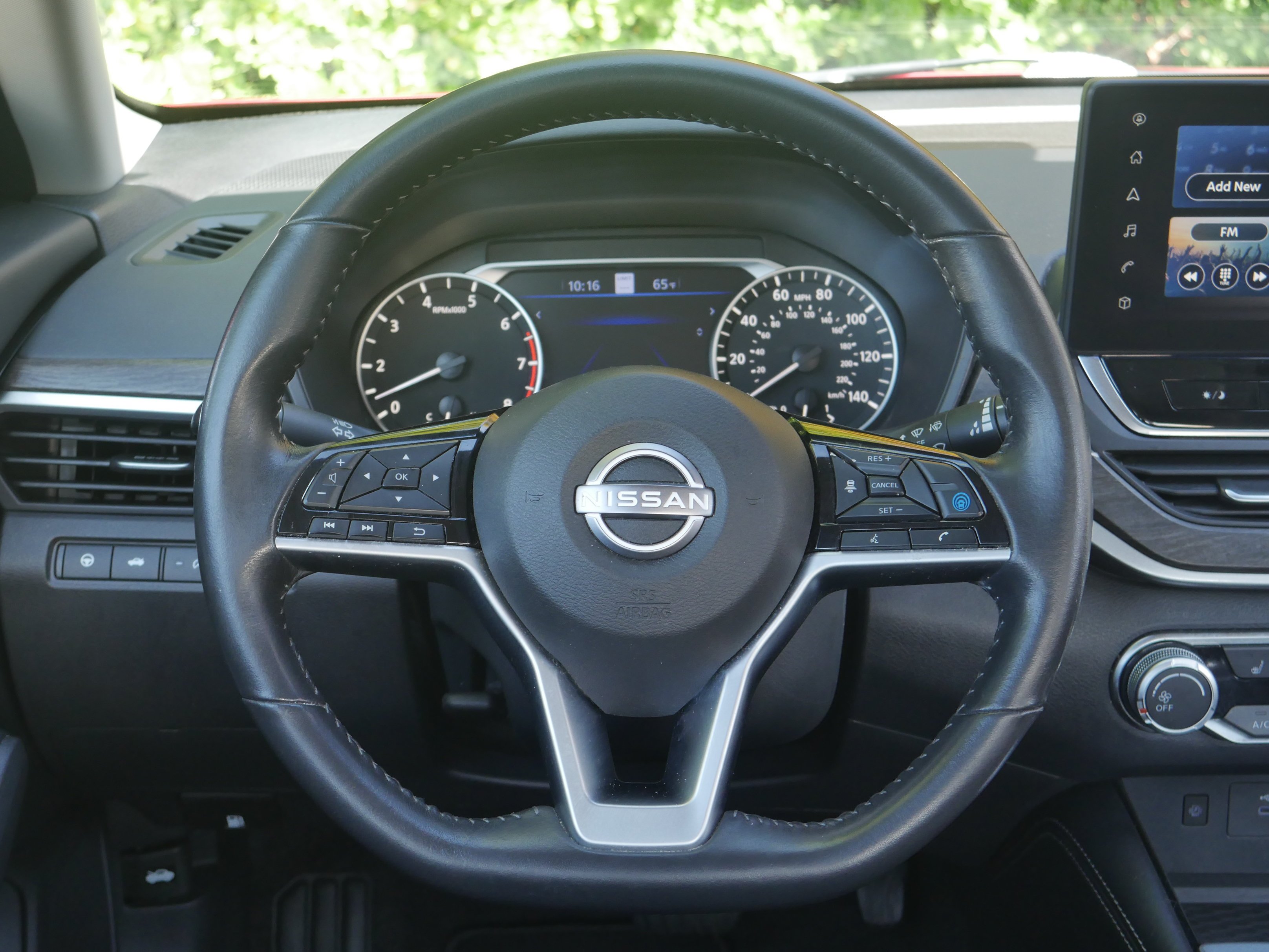 Used 2024 Scarlet Ember Nissan 2.5 SV image 7