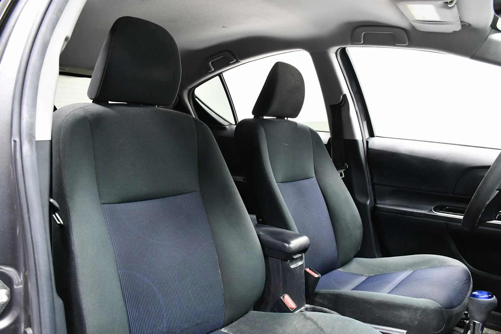 Used 2015 Magnetic Gray Metallic Toyota Two image 22