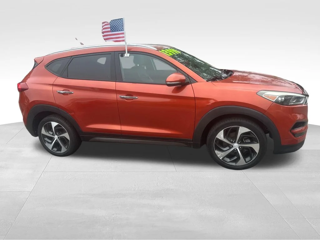 Used 2016 Orange Hyundai Limited image 27