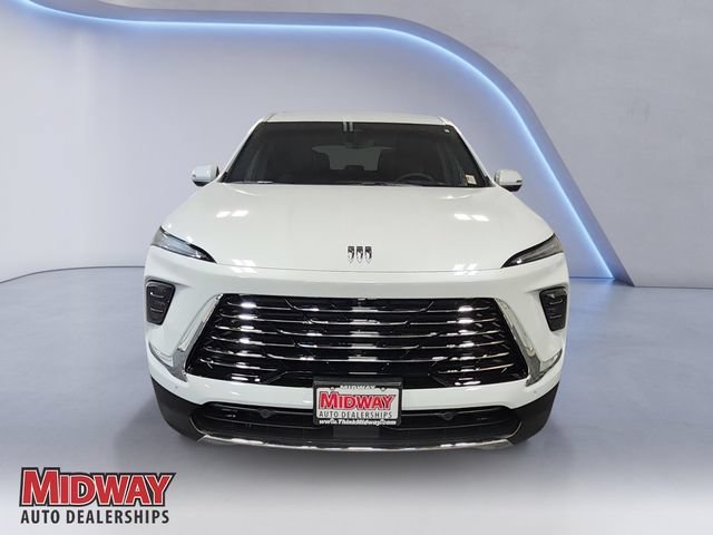 New 2026 Iridescent White Tricoat Buick Preferred image 8