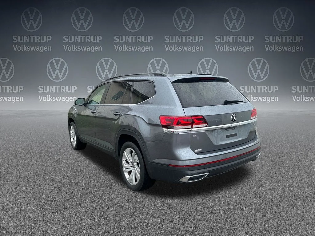 Used 2023 Gray Volkswagen 2.0T SE w/Technology image 33