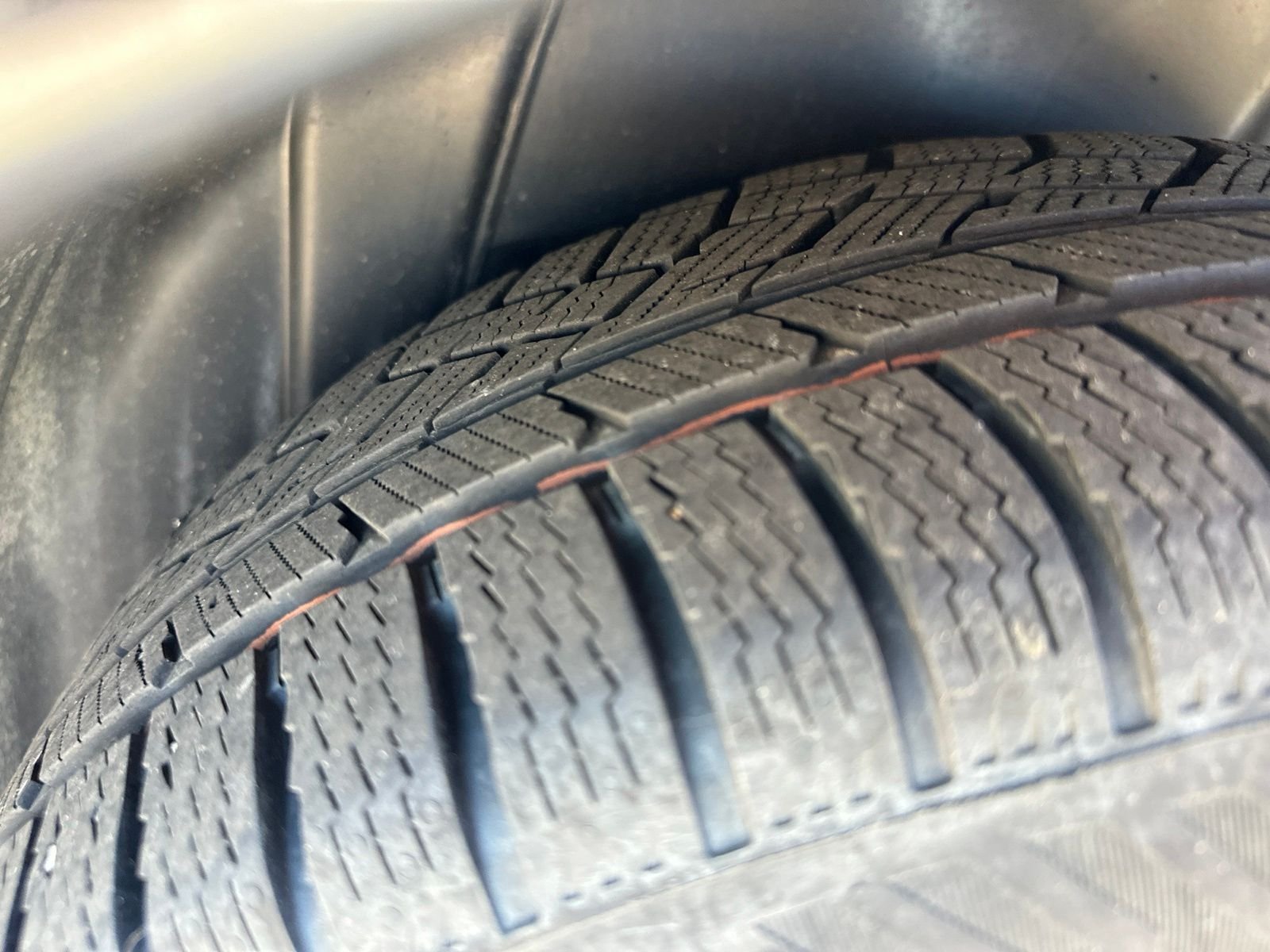 Used 2012 Gray Subaru 2.5i image 9