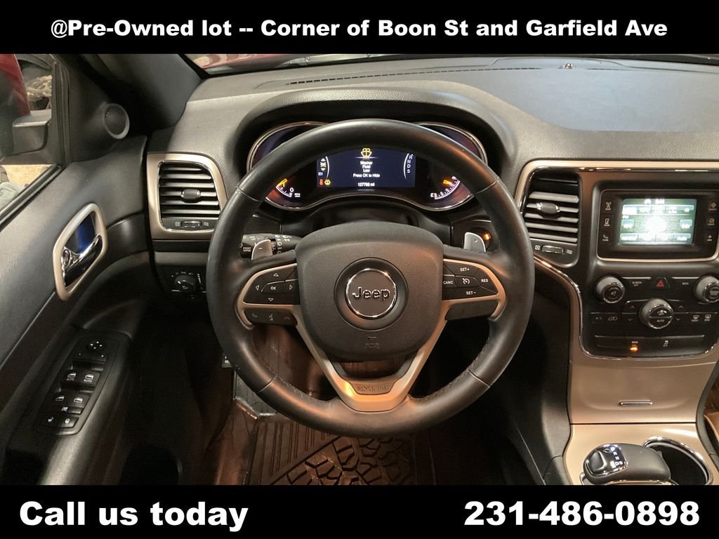 Used 2015 Red Jeep Laredo image 17