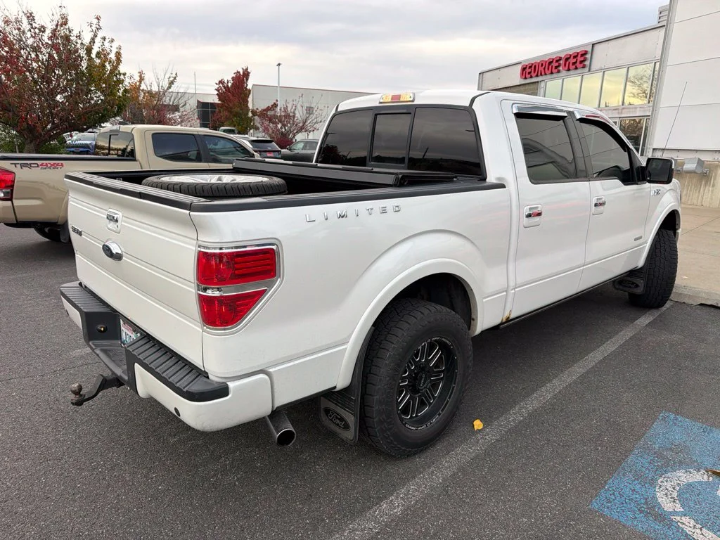 Used 2014 White Ford Limited image 3