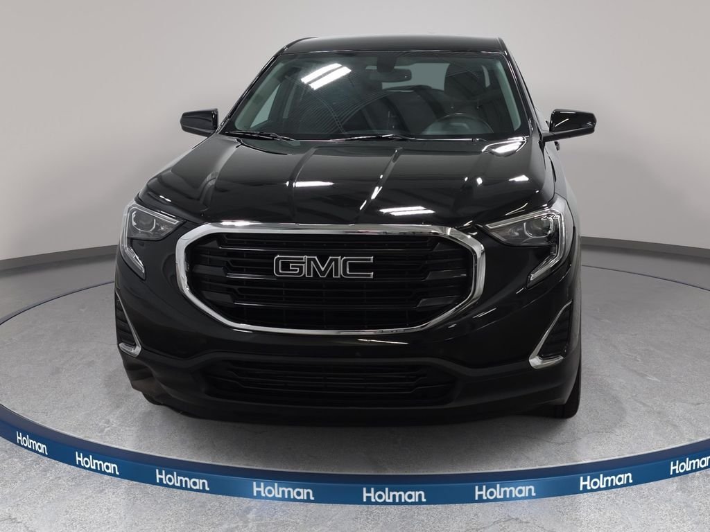 Used 2019 Ebony Twilight Metallic GMC SLE image 3