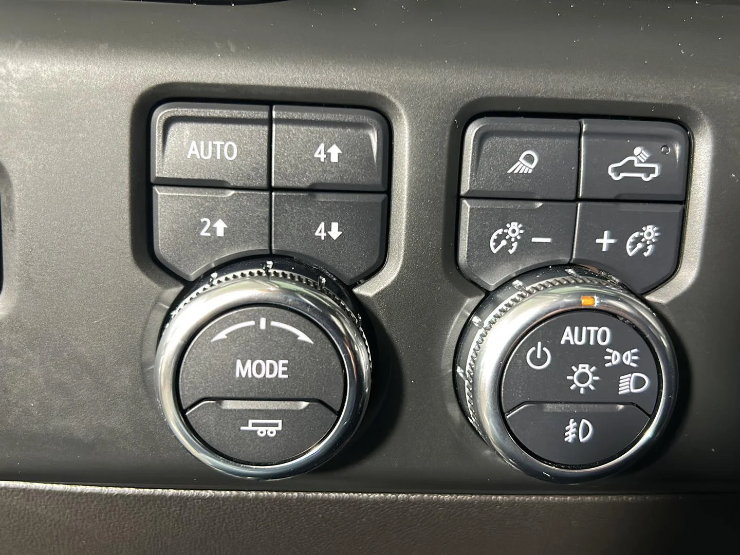Used 2024 Downpour Metallic GMC Denali image 23