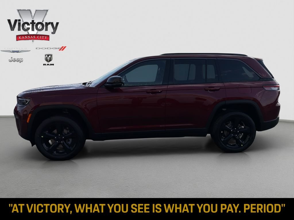 New 2026 Velvet Red Pearl-Coat Exterior Paint Jeep Limited image 4
