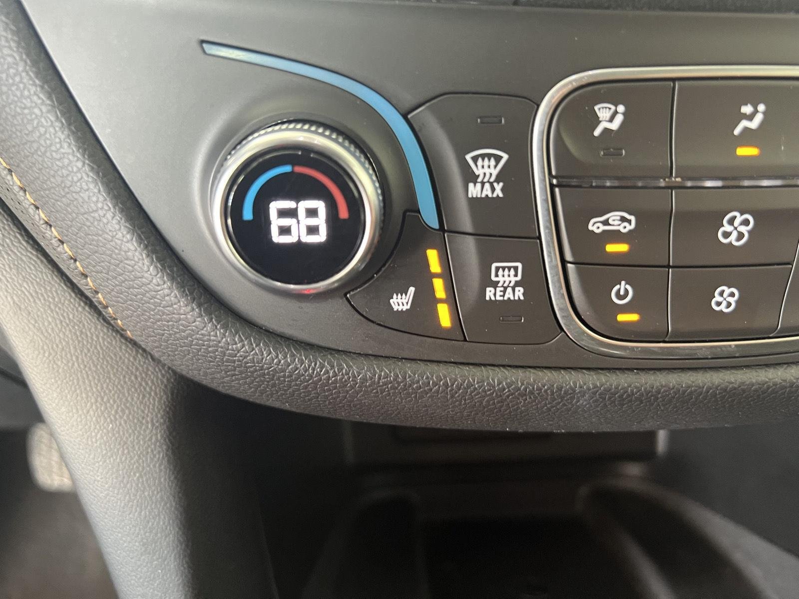Used 2020 Mosaic Black Metallic Chevrolet Premier image 17