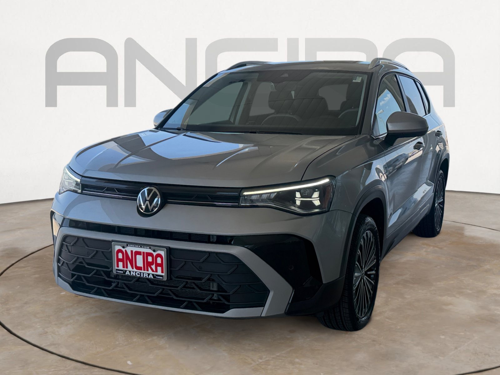 Certified Used 2025 Silver Volkswagen SE image 6