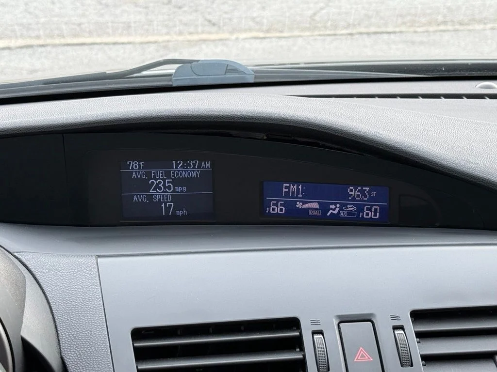 Used 2013  Mazda i Touring image 18