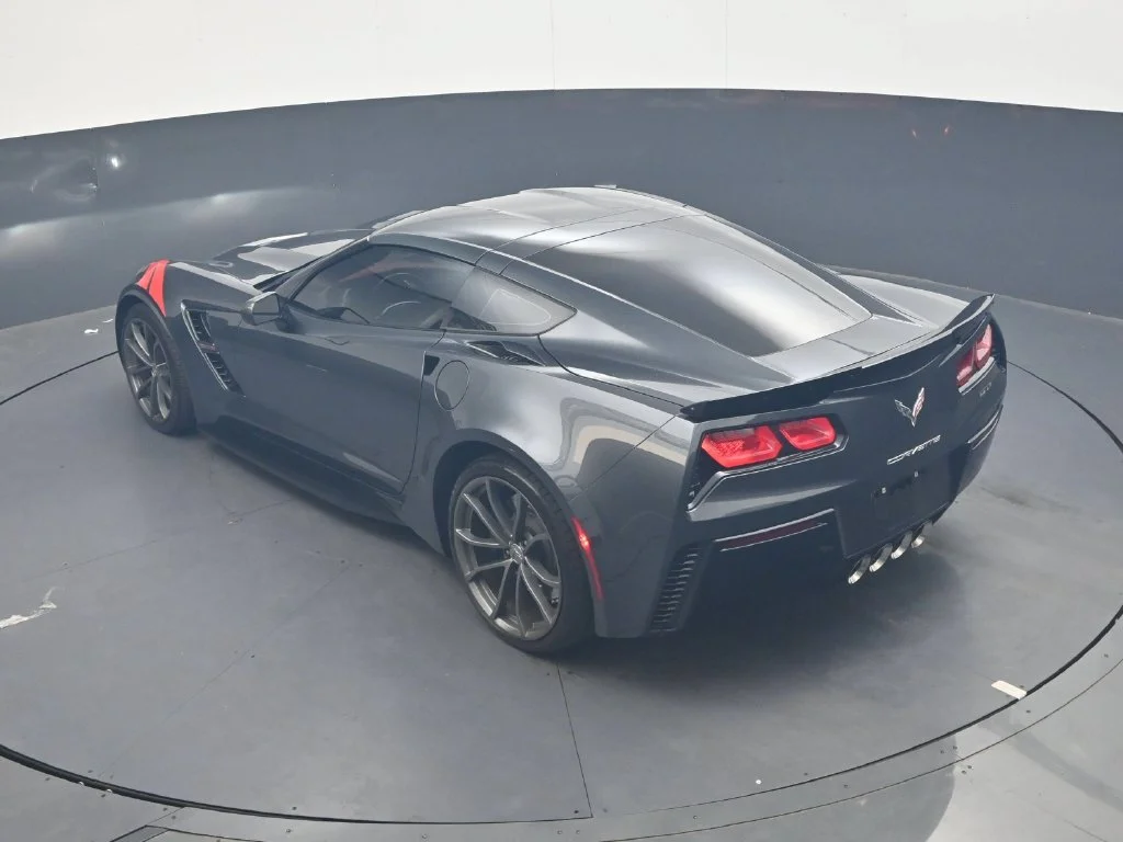 Used 2017 Gray Chevrolet Grand Sport image 23