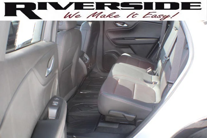 Used 2023 Iridescent Pearl Tricoat Chevrolet RS image 16