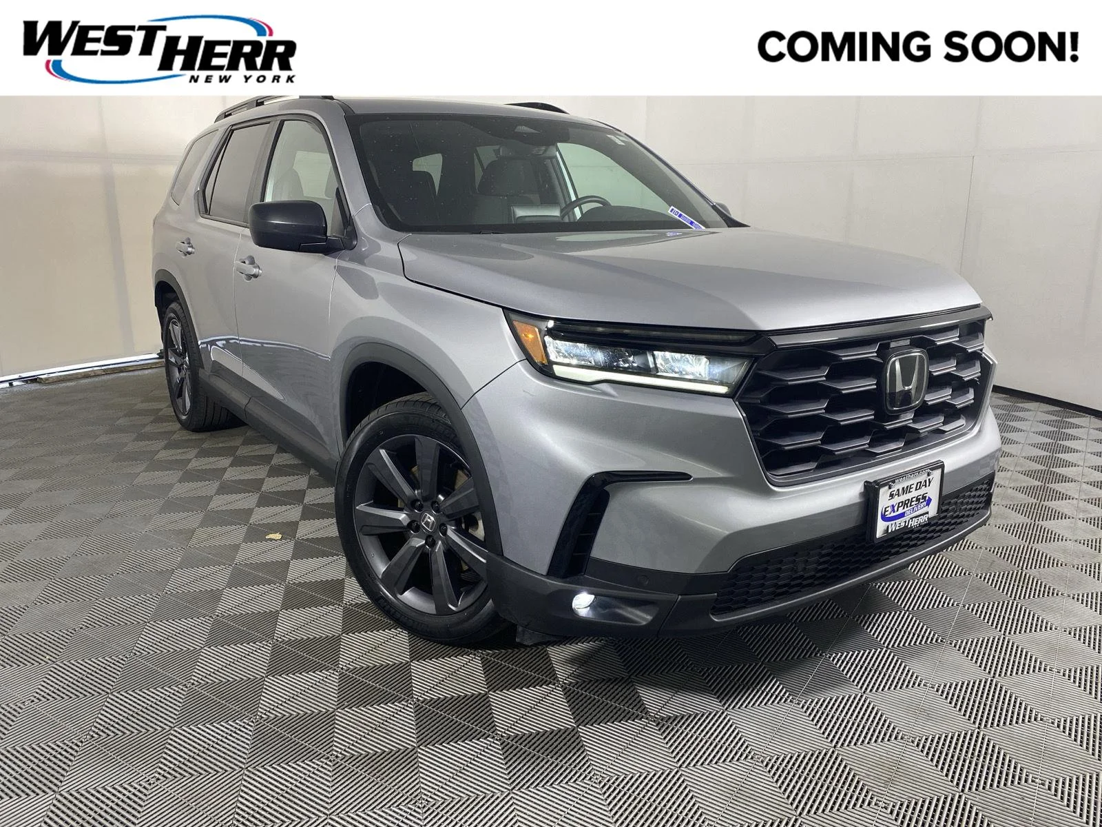 Used 2025 Lunar Silver Metallic Honda Sport image 1