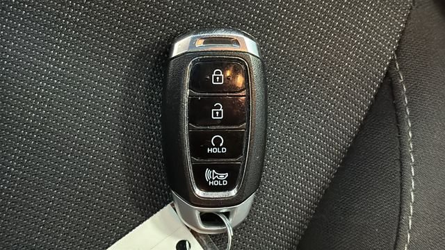 Used 2023 Ultra Black Pearl Hyundai SEL image 36