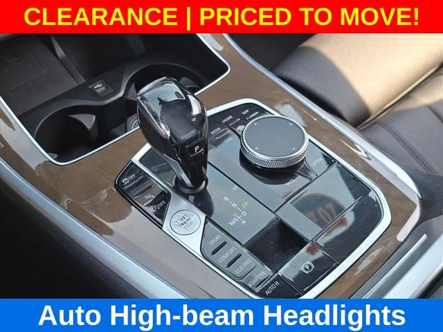 Used 2020 White BMW sDrive40i image 25