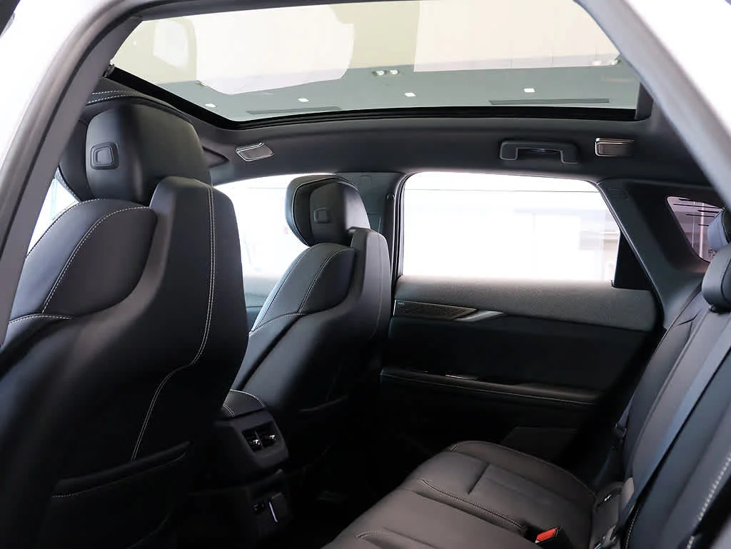 Used 2025 Crystal White Tricoat Cadillac Luxury 2 image 12