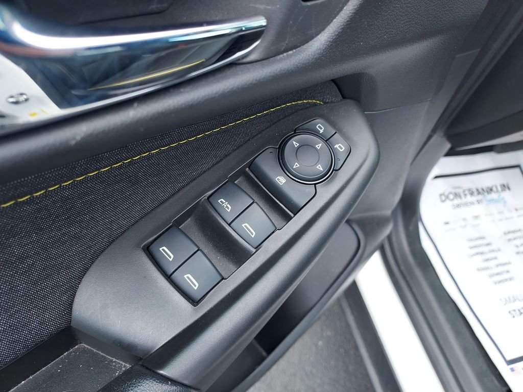 Used 2025 Beige Chevrolet ACTIV image 11