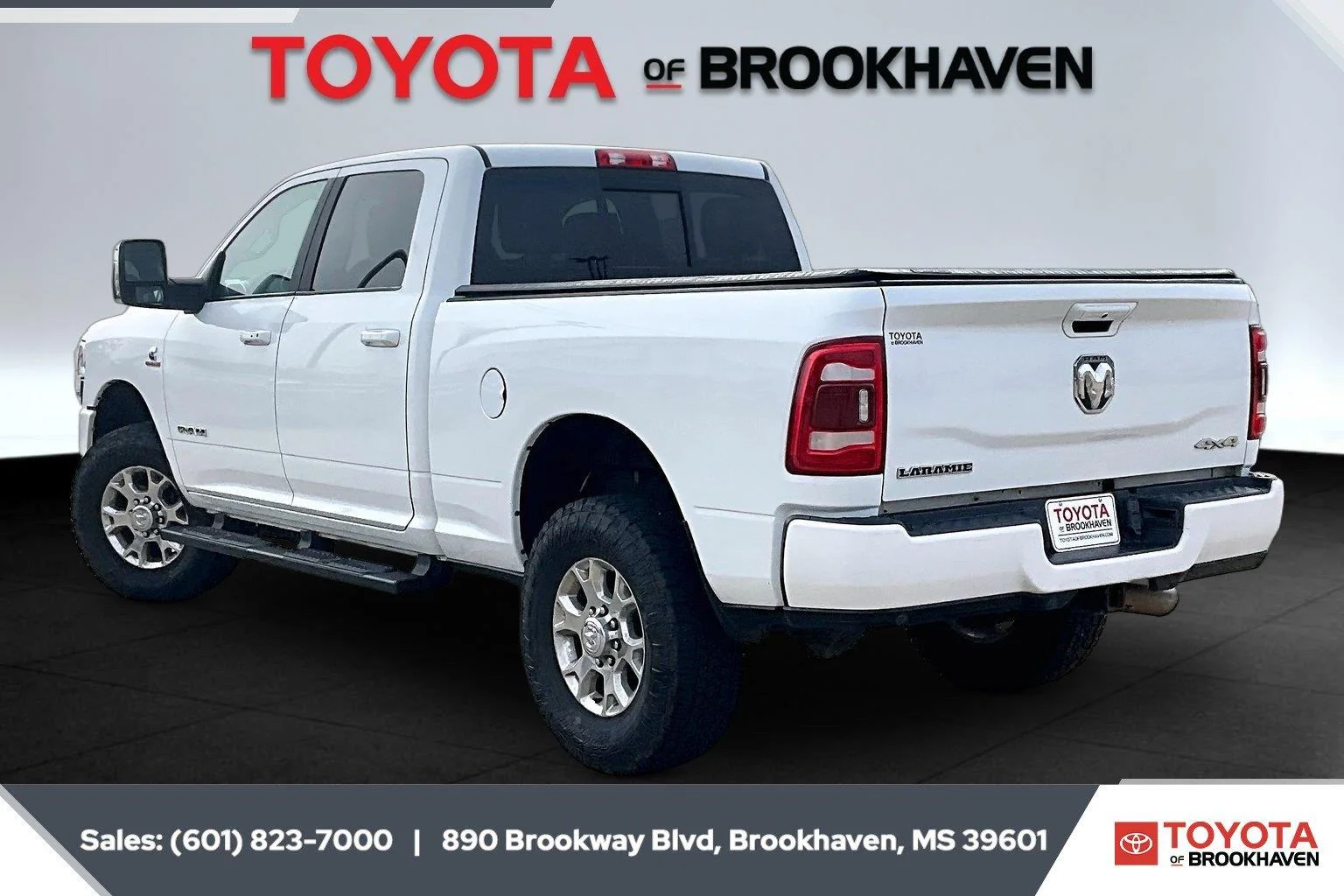 Used 2023 Bright White Clearcoat Ram Laramie image 2