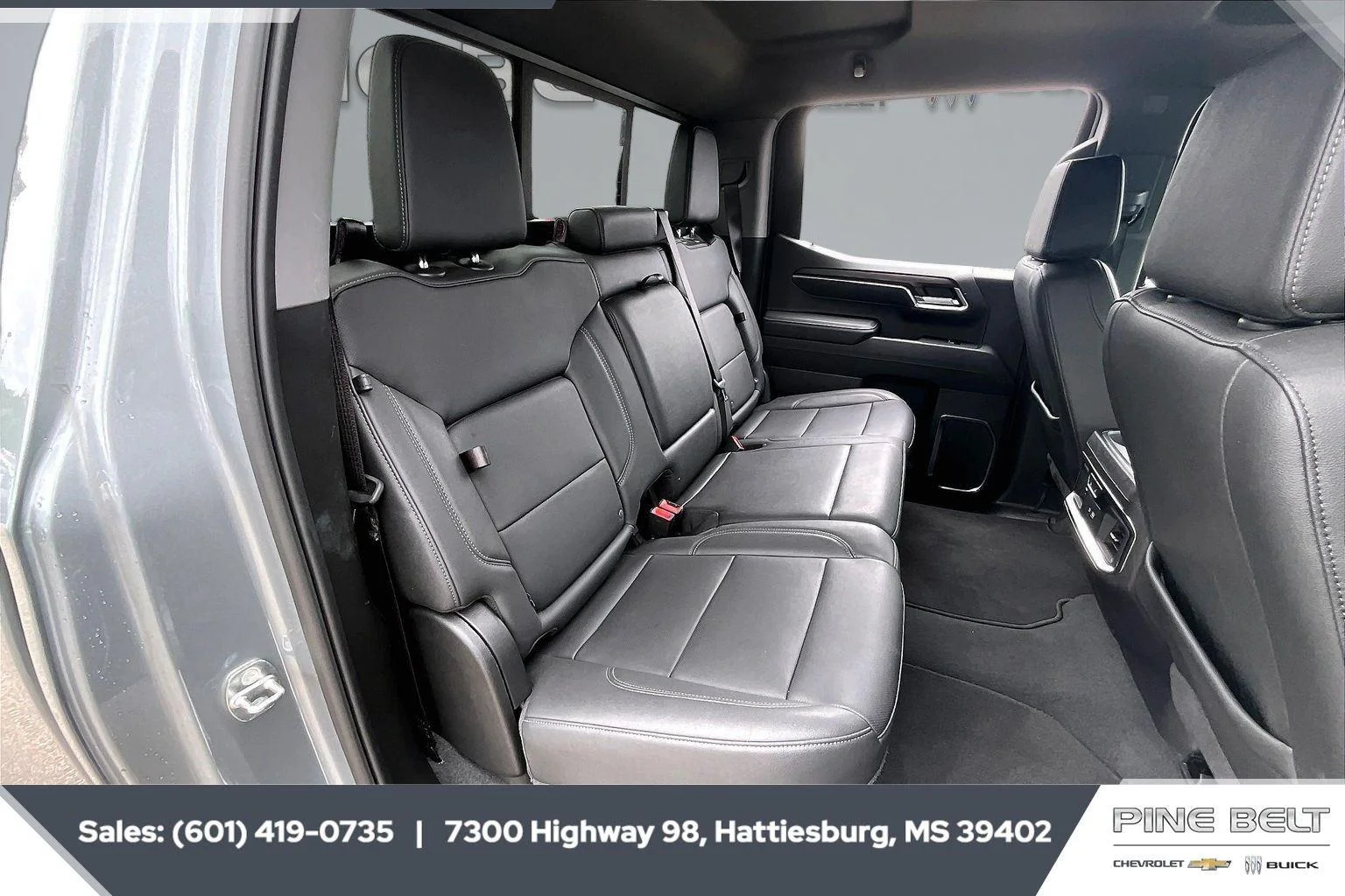 Used 2024 Sterling Metallic GMC SLT image 21