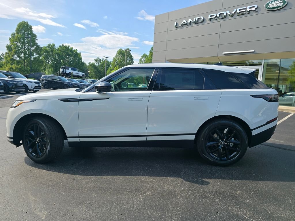 New 2026 Fuji White Land Rover S image 3