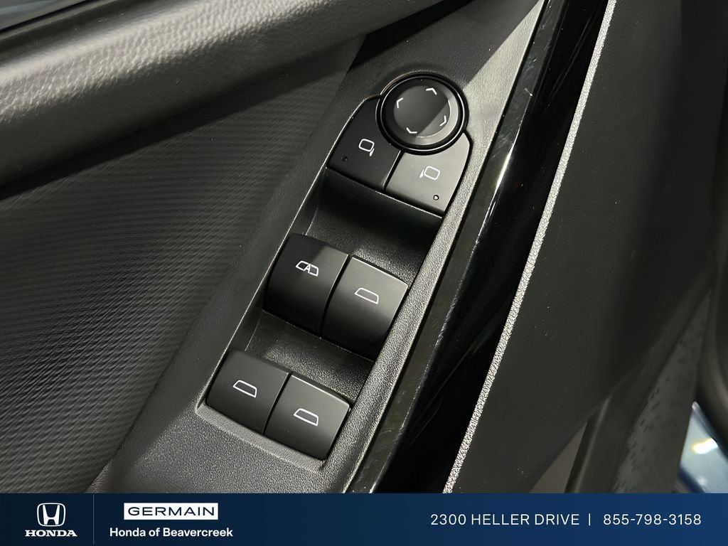 Used 2025 Lakeshore Blue Metallic Chevrolet LT image 13