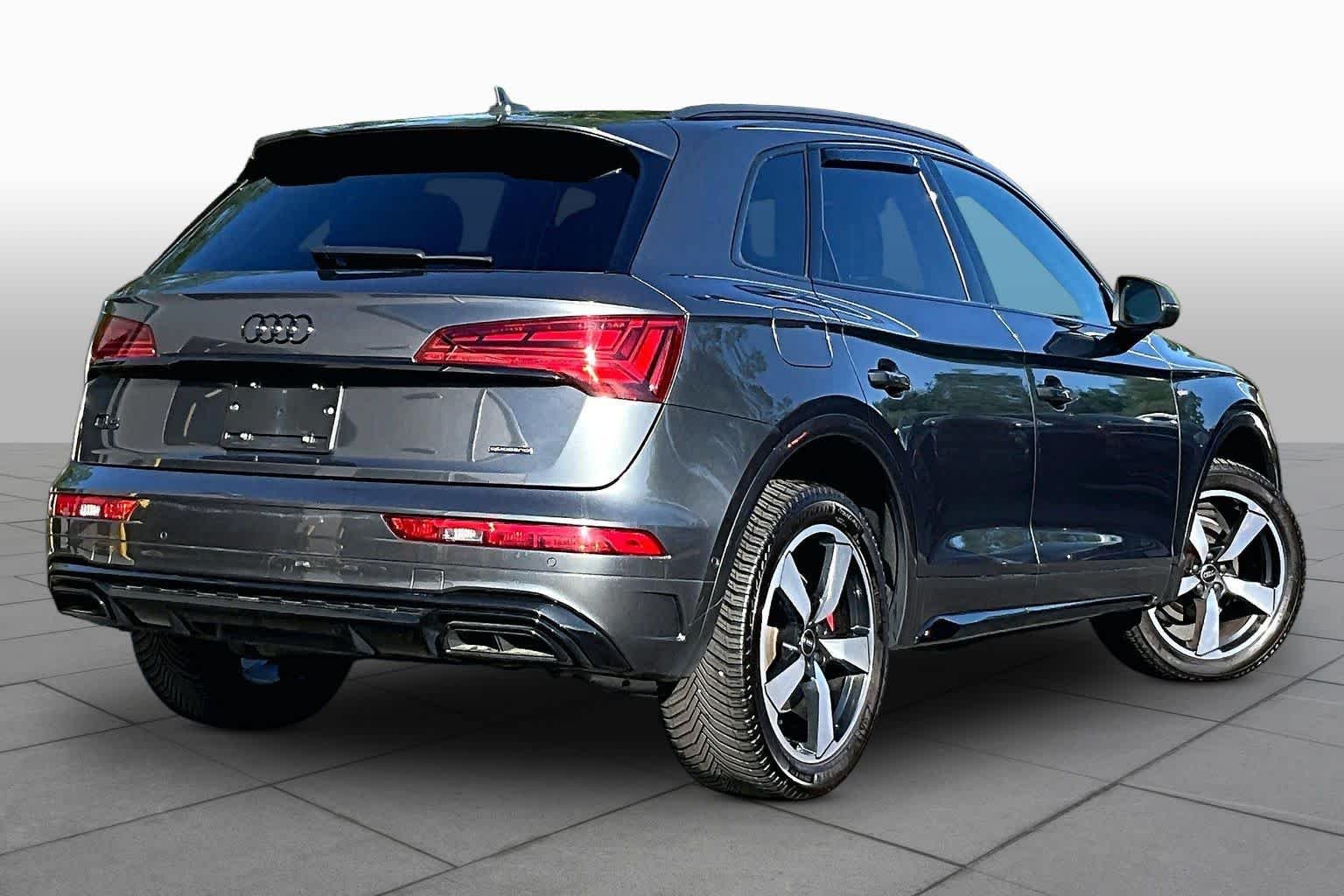 Used 2024 Daytona Gray Pearl Effect Audi S line Prestige image 25