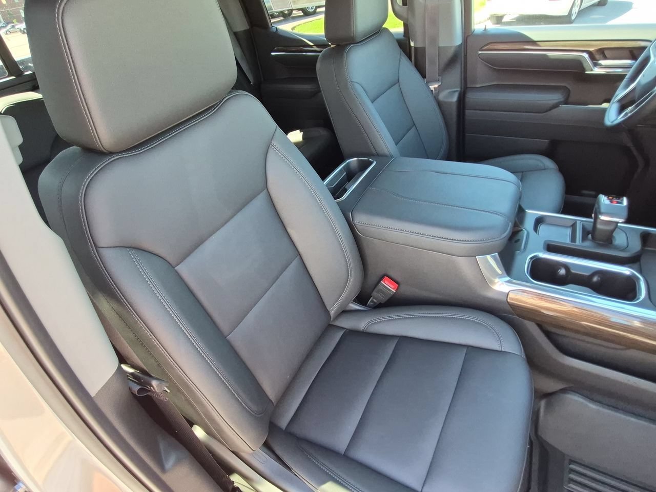 New 2026 Sterling Gray Metallic Chevrolet LT Trail Boss image 29