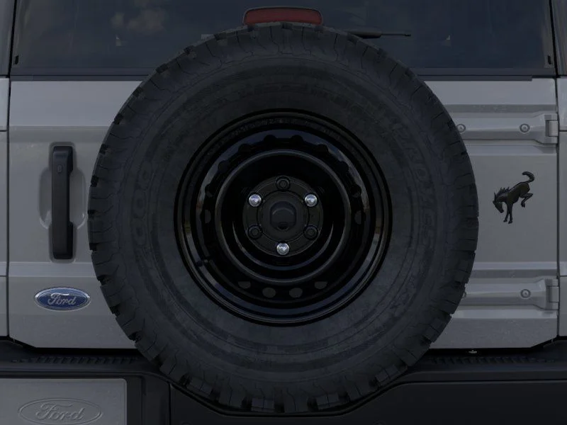 New 2026 Avalanche Gray Ford Badlands® image 25