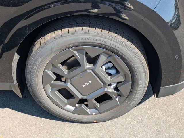New 2026 Aurora Black Pearl Kia SX image 10