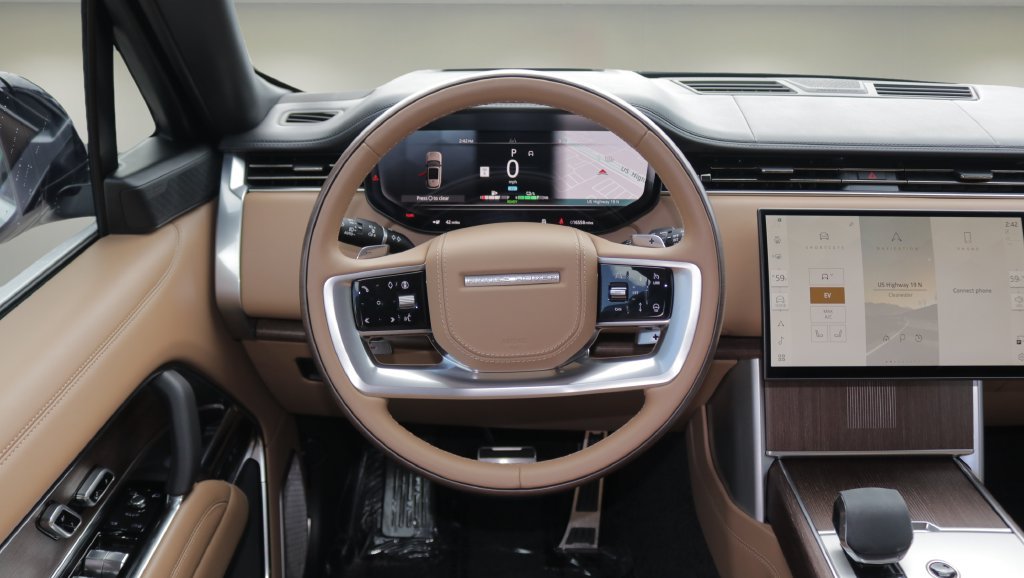 Used 2024 White Land Rover Autobiography image 15