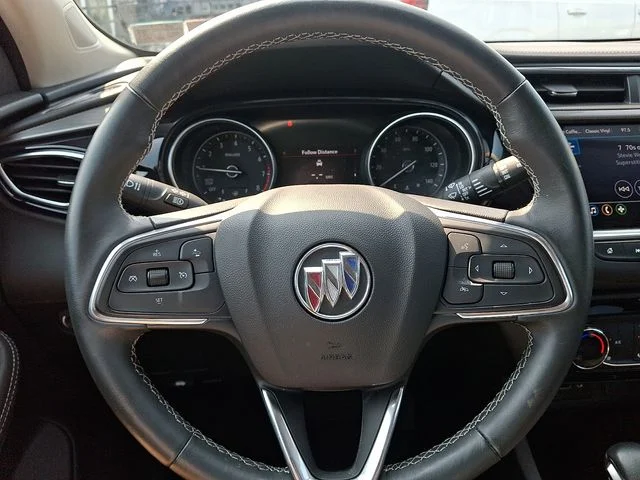 Used 2023 Summit White Buick Preferred image 18