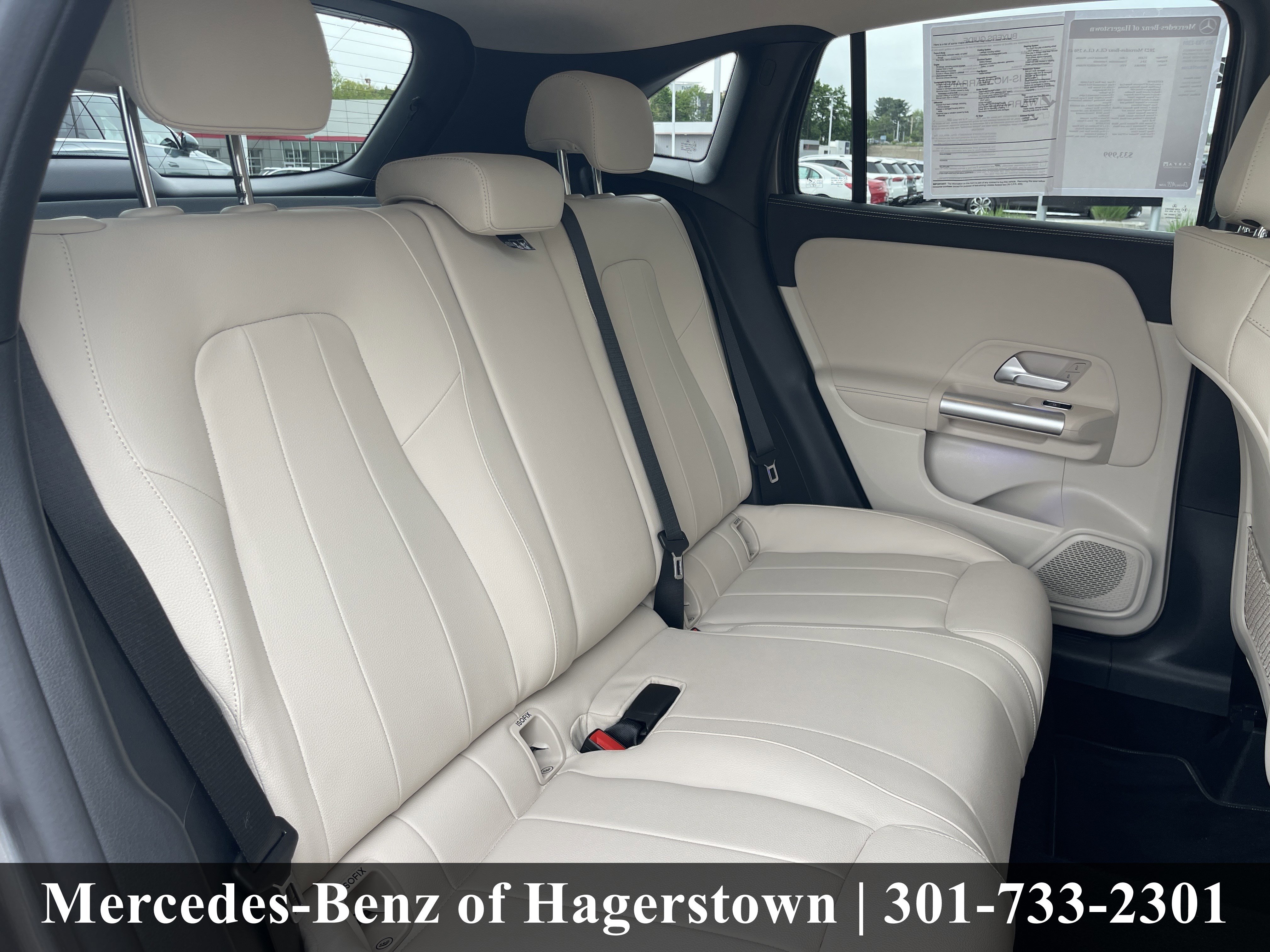 Certified Used 2023 Mountain Grey Metallic Mercedes-Benz GLA 250 4MATIC® SUV image 27
