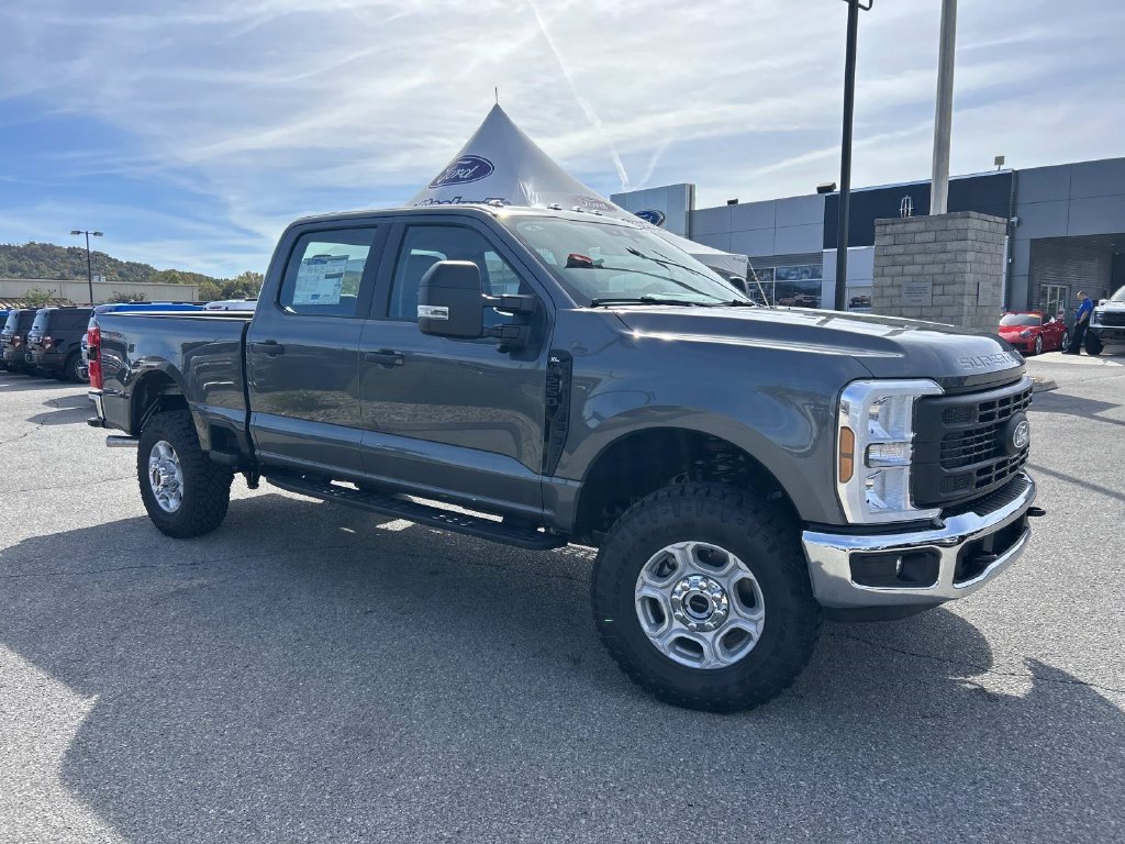 New 2027 Carbonized Gray Metallic Ford F-250® XL image 2