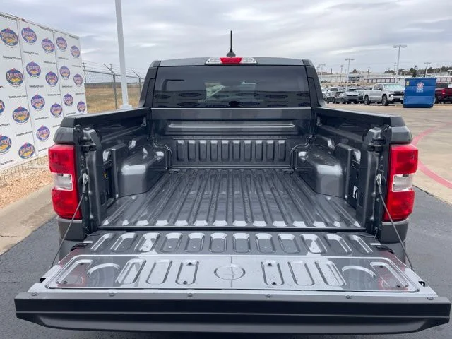 New 2026 Carbonized Gray Metallic Ford XLT image 6